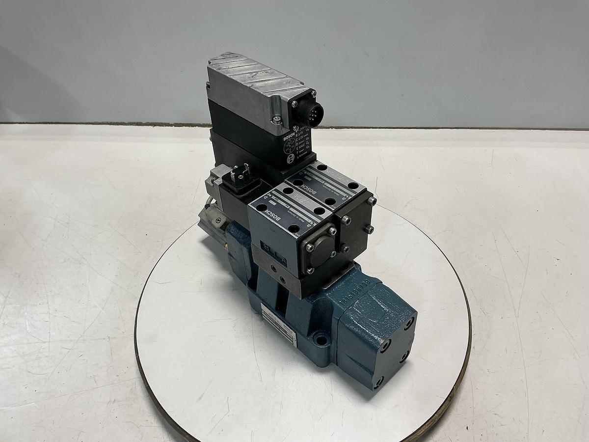 Used BOSCH 0 811 404 607