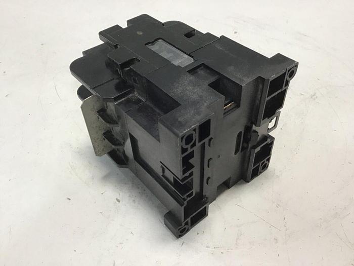 Used HITACHI Contactor H35 01D99 #141285