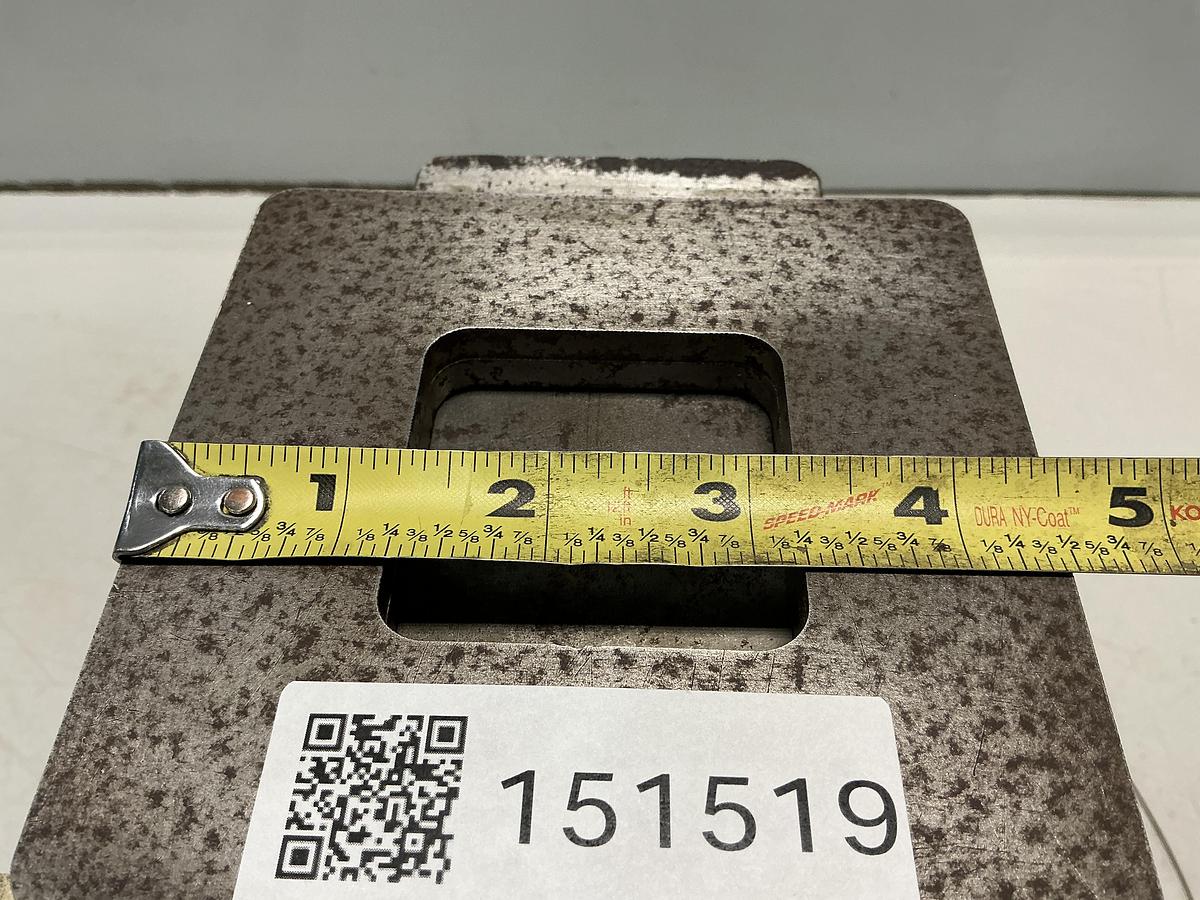 Used METAL FABRICATOR NO MODEL NUMBER / NO TAG