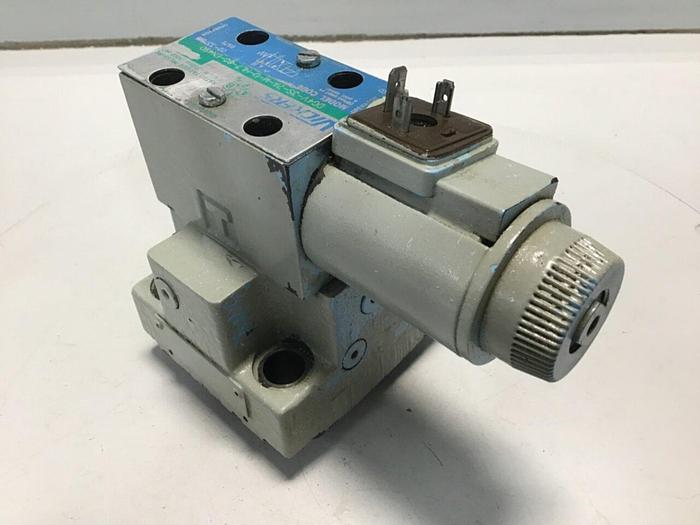 Used VICKERS Directional Valve DG4V3S7AMUHL760EN490 Used