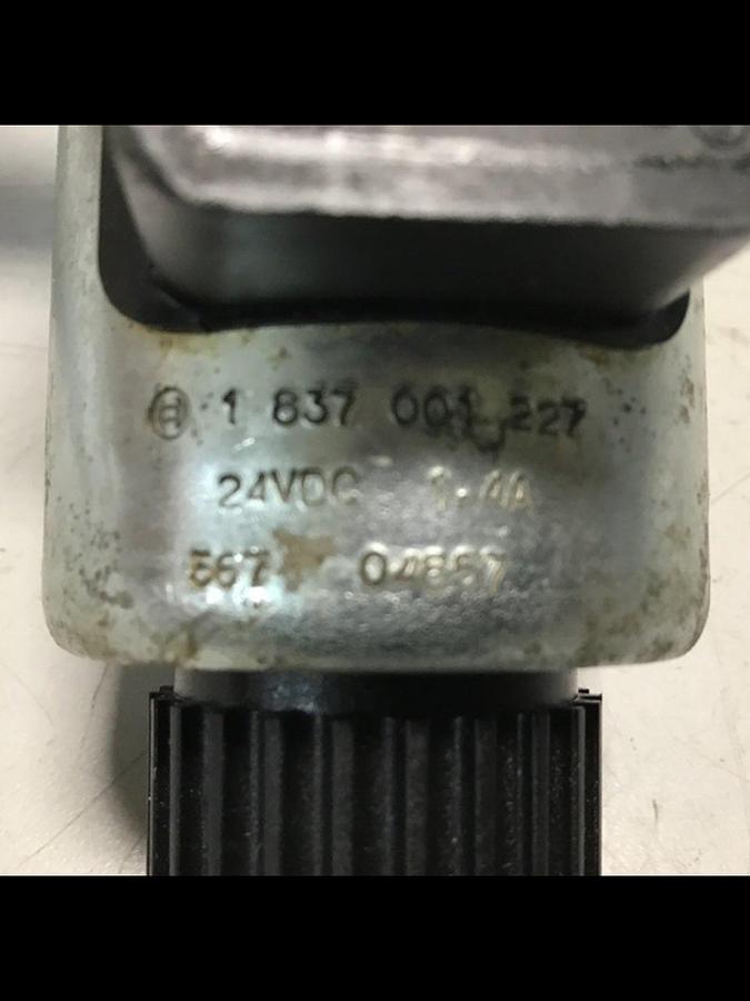 Used BOSCH Valve 9810231438 081WV06P1V1012WS024/00D51 Used #116281
