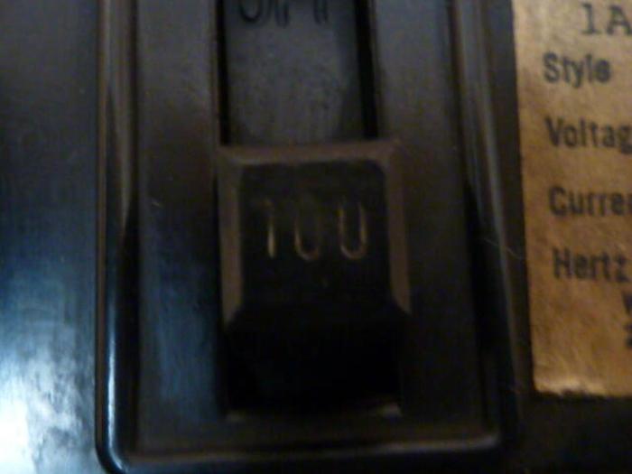 Used WESTINGHOUSE 100 Amp Circuit Breaker ...4975D71G44 (CAN'T READ) #28458