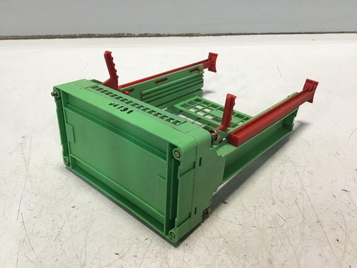 Used PHOENIX CONTACT Plug-In Card Holder SKBI64/F48 #134183