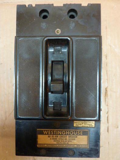Used WESTINGHOUSE 15 Amp Circuit Breaker 1222032 #28456