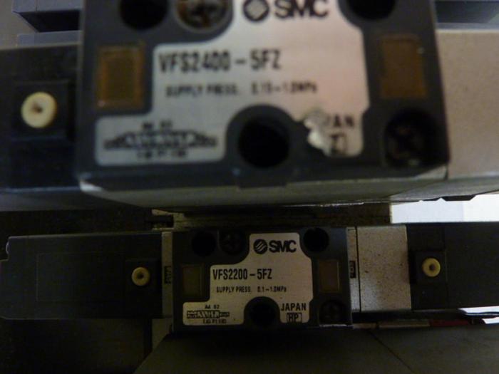 Used SMC Control Block w/ Valves VFS2100-5FZ #60108