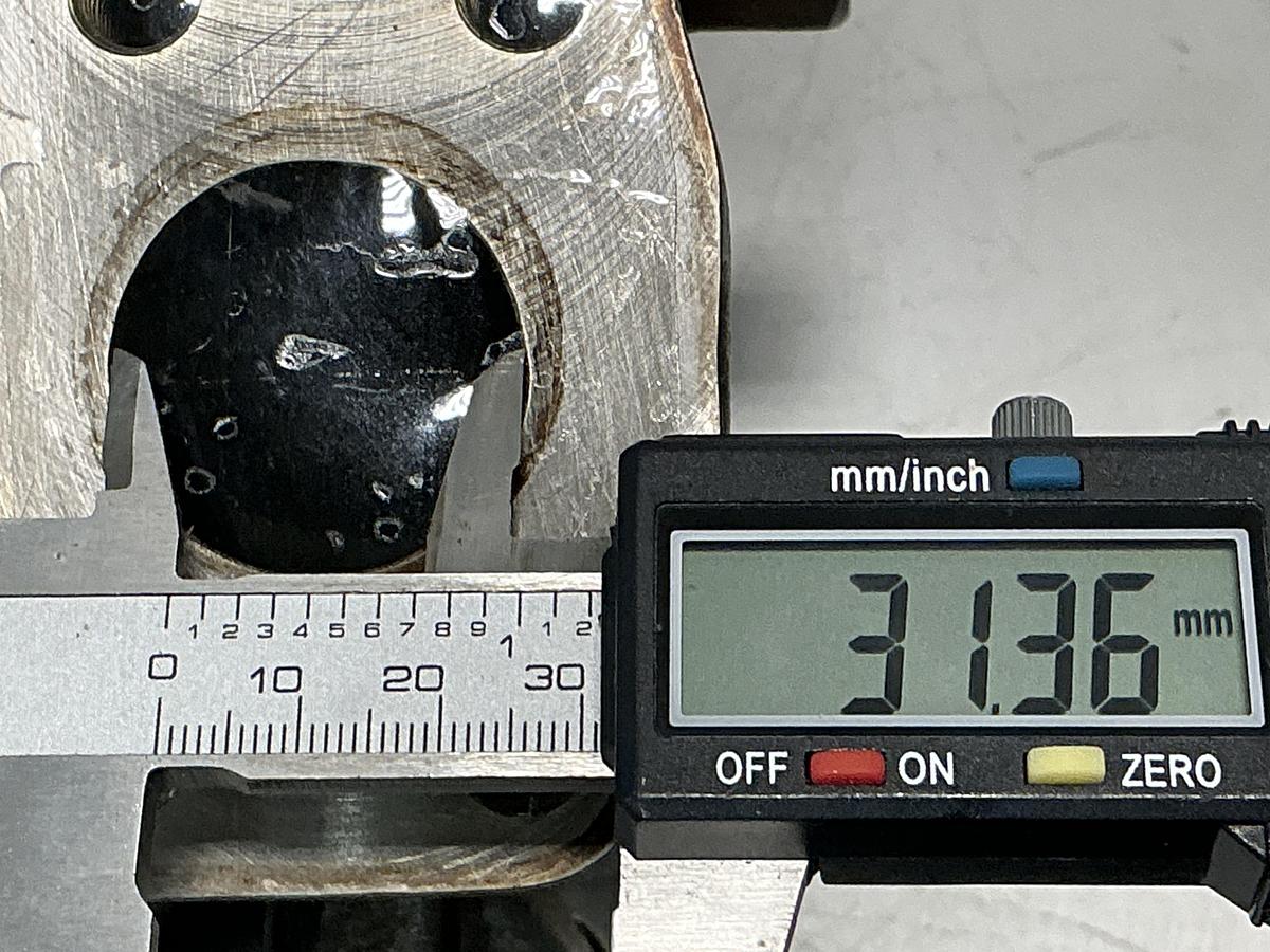 Used BRUENINGHAUS HYDRAULIK A 10VS0 28 DR/31 R-PPA 12 N00-S0109