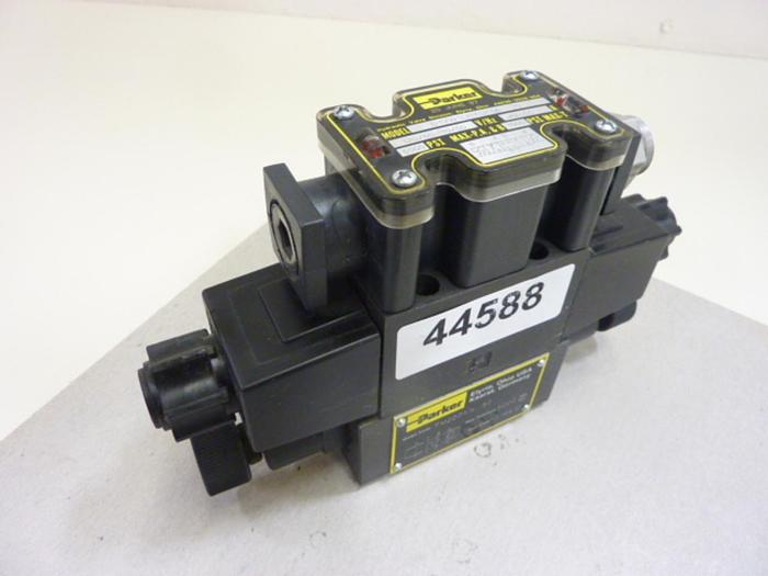 Used PARKER Valve D1VW1CNYCF56 #44588