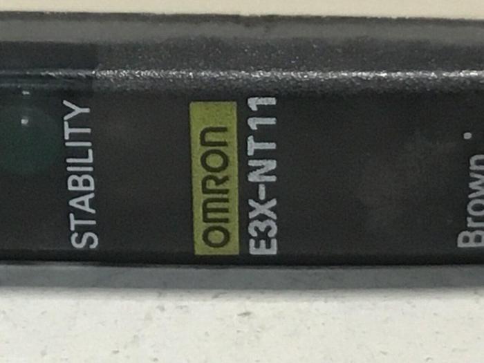 Used OMRON Photoelectric Sensor E3X-NT11 #128469