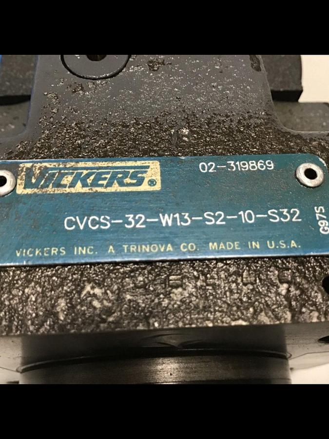 Used VICKERS Valve DG4V32ALMUH760 USED