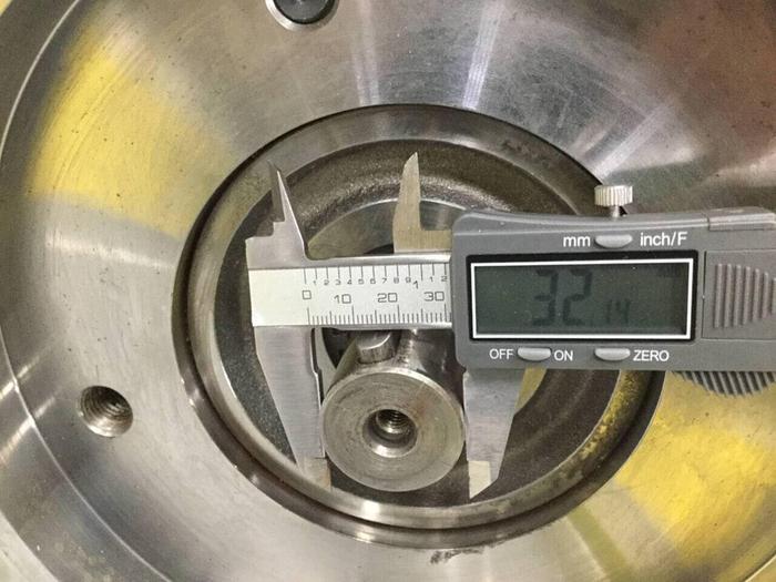 Used BRUENINGHAUS HYDROMATIK Hydraulic Pump AA10V5071 DFR1/3R-PKC62N00-SO119 Used