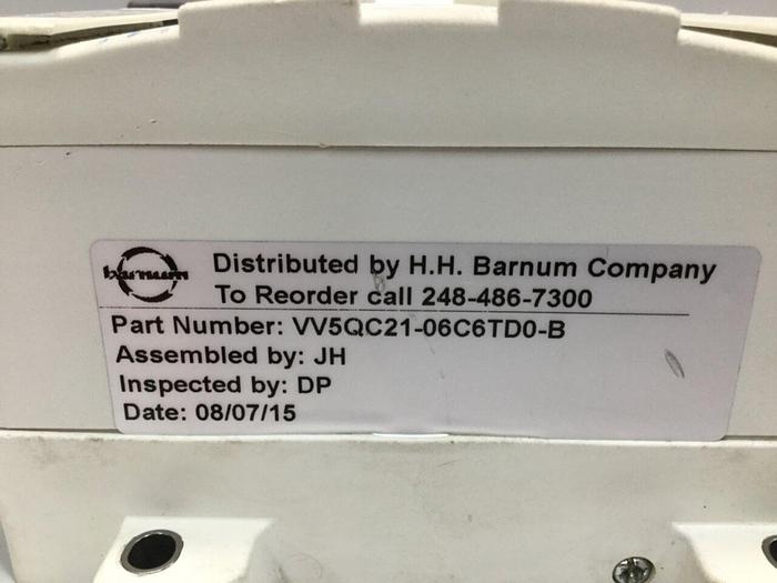 Used SMC Terminal Block w/ Valves VV5QC21-06C6TD0-B #101786