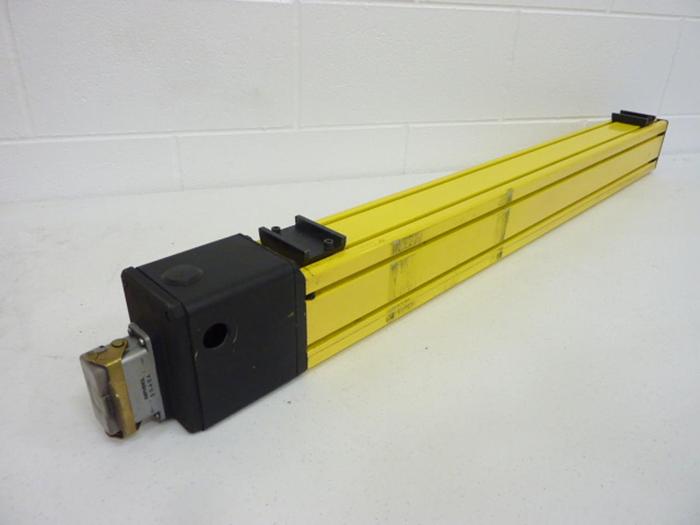 Used SICK OPTIC ELECTRONIC Light Curtain AGSS 900-1141 Used