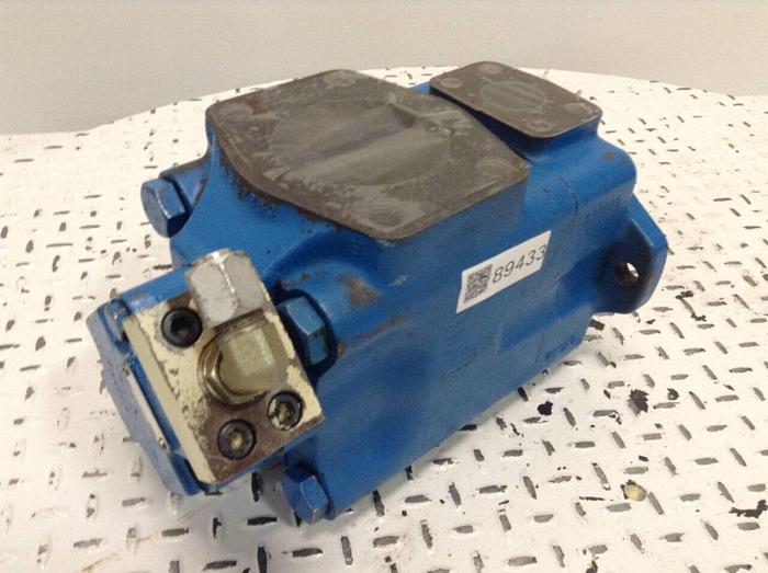 Used VICKERS Vane Pump HY4520V60A141CD20 Used