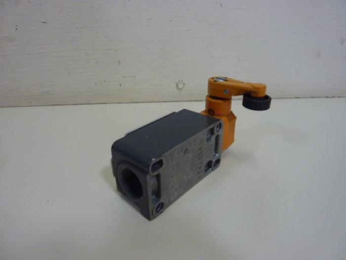 Used SIEMENS Limit Switch 3SE3 170-1A #62113