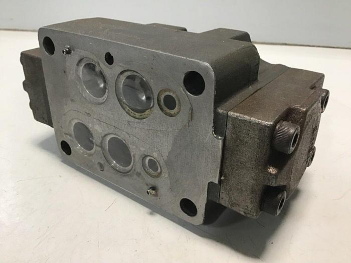 Used VICKERS Valve DG3V76C10JAZ Used