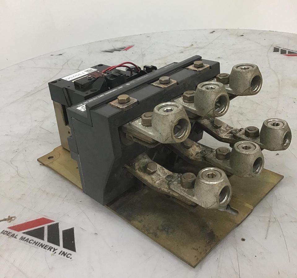 Used ALLEN BRADLEY Starter 702-F0D93 USED #135250