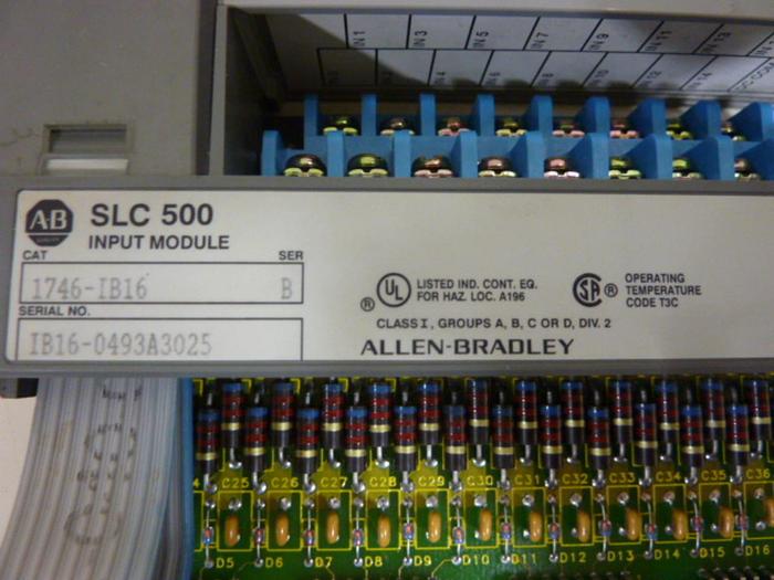 Used ALLEN BRADLEY Input Module 1746-IB32 SER B #60533