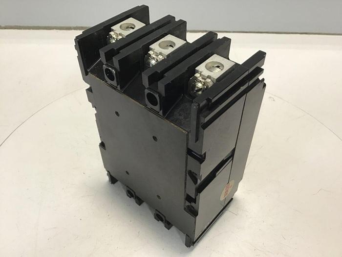 Used FUJI AIR TOOLS Circuit Breaker 20 Amp BU-ECA3020 #119733