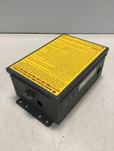Used STI Light Curtain Control Box MS4336B-2 BOX #139928