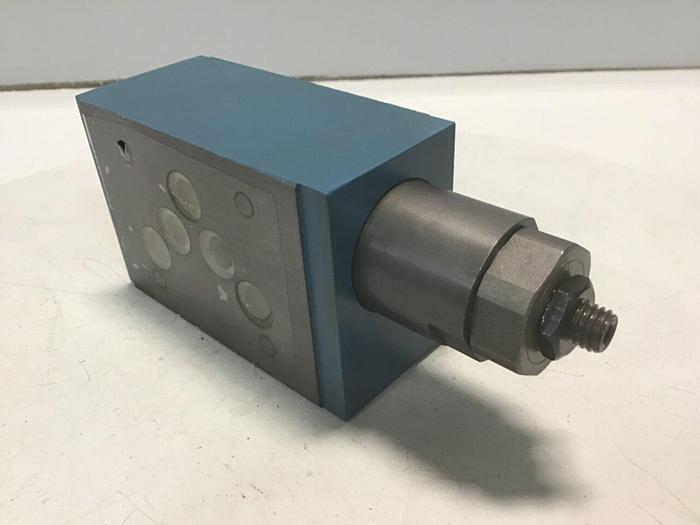 Used BOSCH Pressure Relief Valve 0 811 145 117 Used