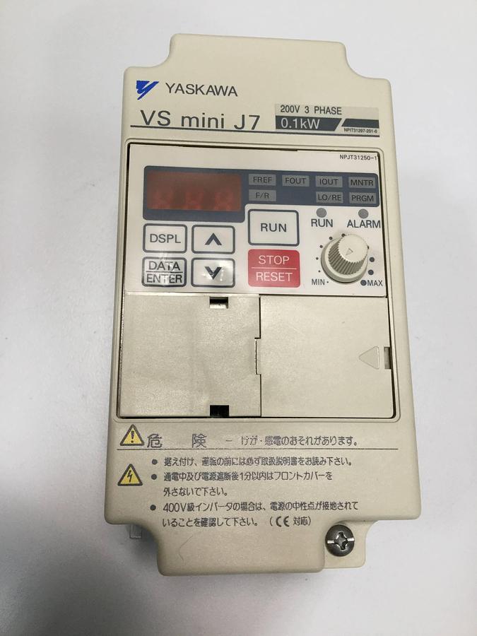 Used YASKAWA VS Mini J7 Inverter CIMR-J7AA20P1 USED