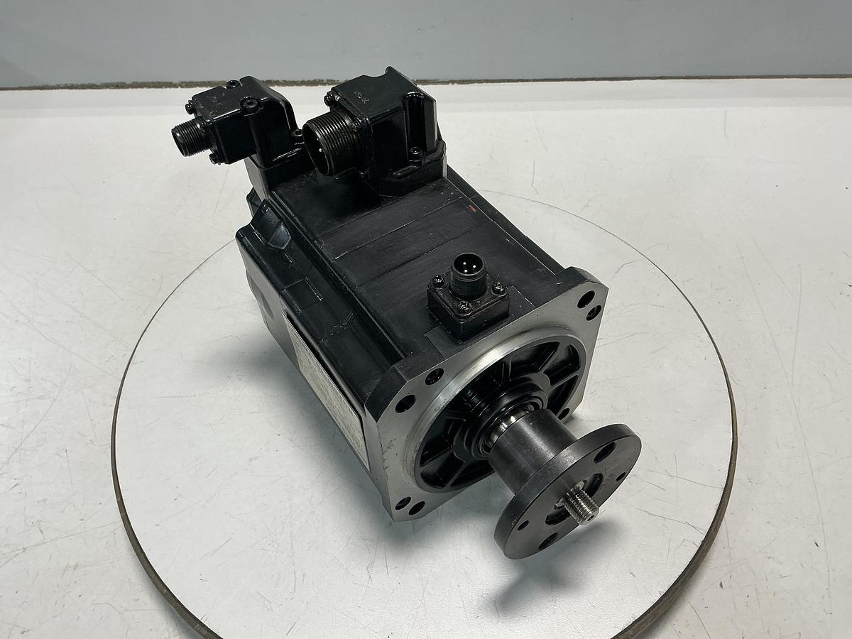 Used OKUMA BL-MC25J-30TB