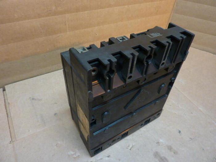 Used WESTINGHOUSE 90 Amp Circuit Breaker 1072019 #28396