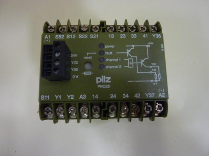 Used PILZ Safety Relay PNOZ83S/1O #61076