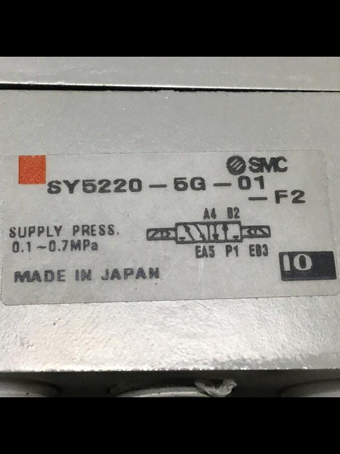 Used SMC Solenoid Valve SY5220-5G-01 USED