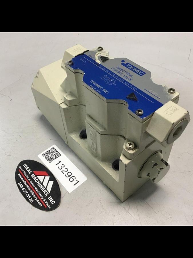 Used TOKIMEC Valve DG4V-5-22A-M-P7L-H-7-40 Used