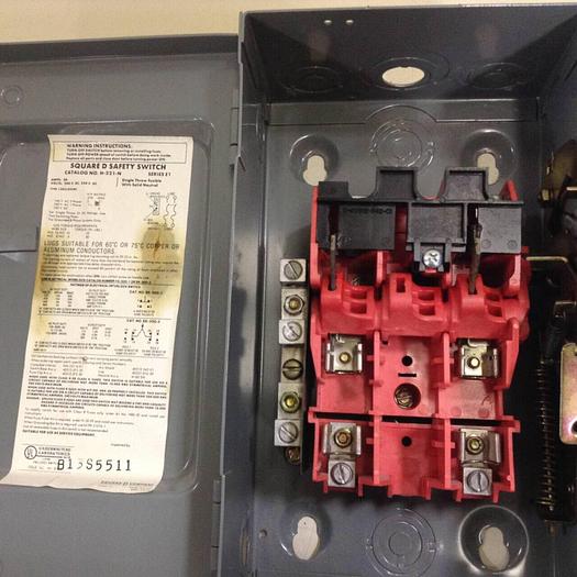 Used SQUARE D 30 Amp Safety Switch H-221-N #74633