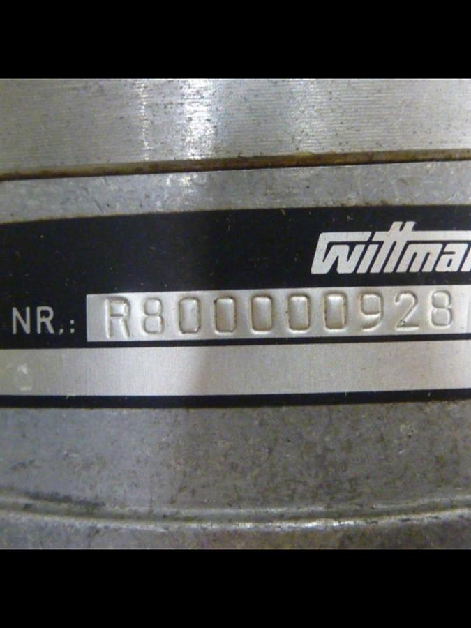 Used WITTMANN Robot Servo Motor w/ Gearbox S 50 USED
