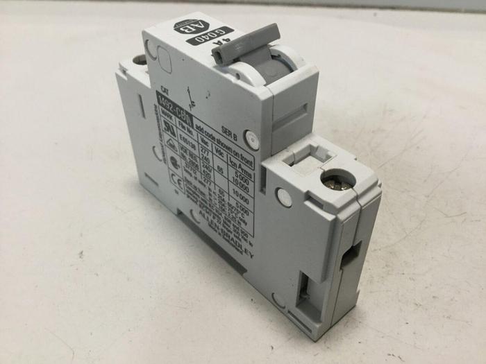 Used ALLEN BRADLEY 4 Amp Circuit Breaker 1492-CB1/G040 SER B #104754