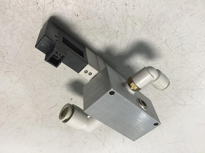 Used KOGANEI Valve & Manifold F10T0-PL3 #120884