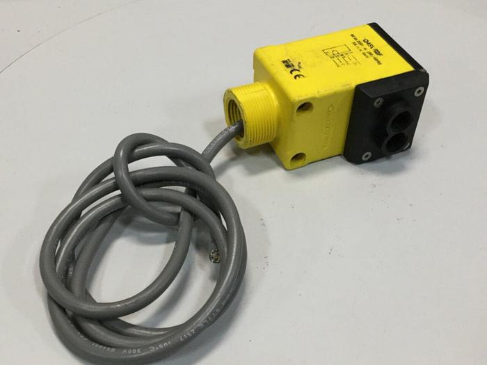 Used BANNER ENGINEERING Fiber Optic Sensor Q45VR2F #104447