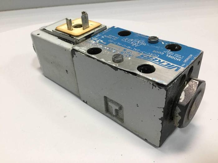 Used VICKERS Valves DG4V-3-2AL-M-U-HL7-60 #98836