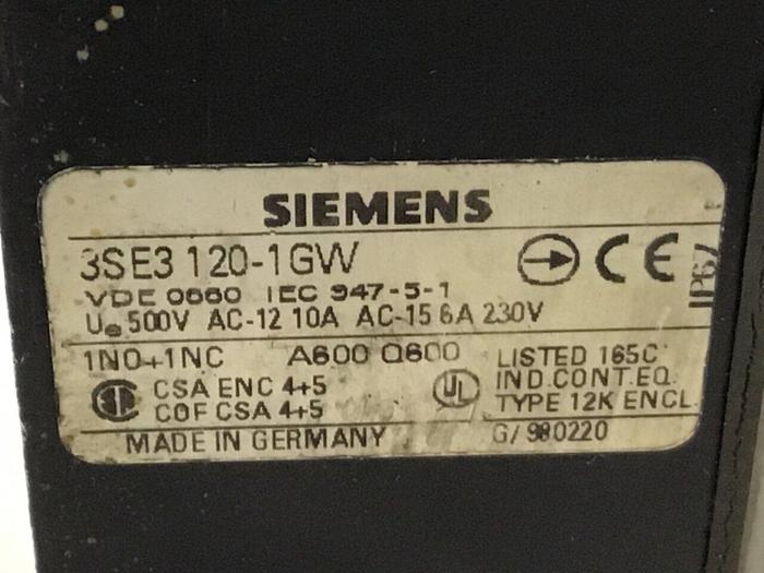 Used SIEMENS Switch 3SE3 120-1GW #121191