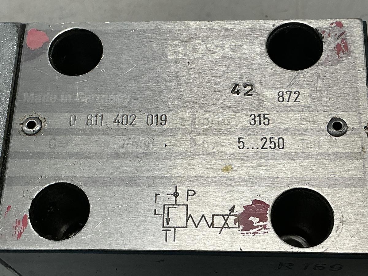 Used BOSCH 0 811 402 019