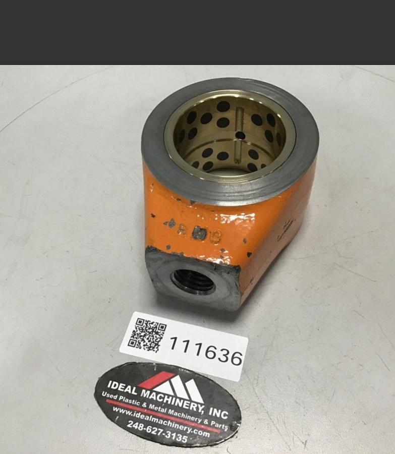Used CINCINNATI MILACRON Crosshead Sled Cylinder Mount 5038203 USED 