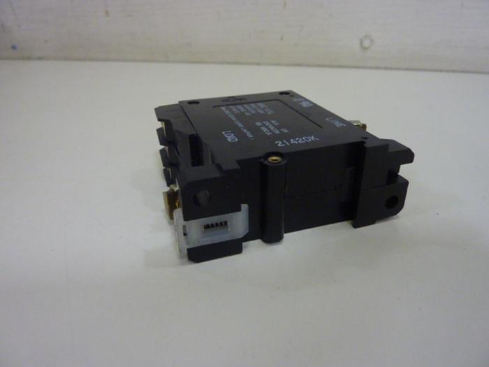 Used IDEC Circuit Protector NRC111L/3A-AD #64265