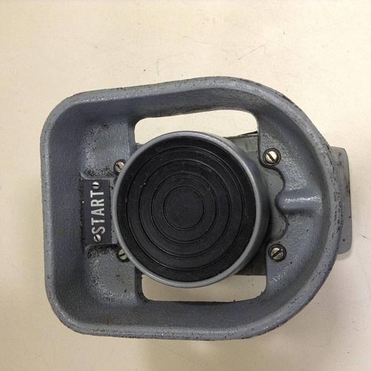 Used ALLEN BRADLEY Push Button 800P-1S1BBS SER C #71130