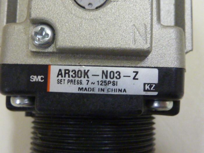 Used SMC Pressure Regulator AR30K-N03-Z #66876