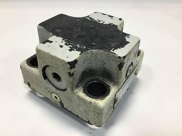 Used VICKERS Valve CVCS32W11S210S20A00B99Y10 #90466