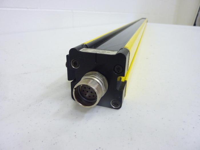 Used SICK OPTIC ELECTRONIC Light Curtain FGSE 1200-22 Used