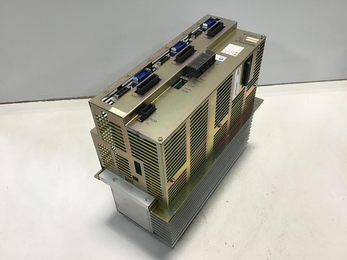 Used YASKAWA CACR-IR010101F Servopack Used #131303