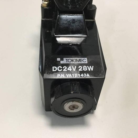 Used VICKERS Valve DG4V-3-2A-M-P7-H-7-T10-50 #96937