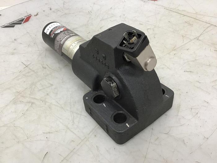 Used VICKERS Filter S6101S6SH1B2V05 #133749