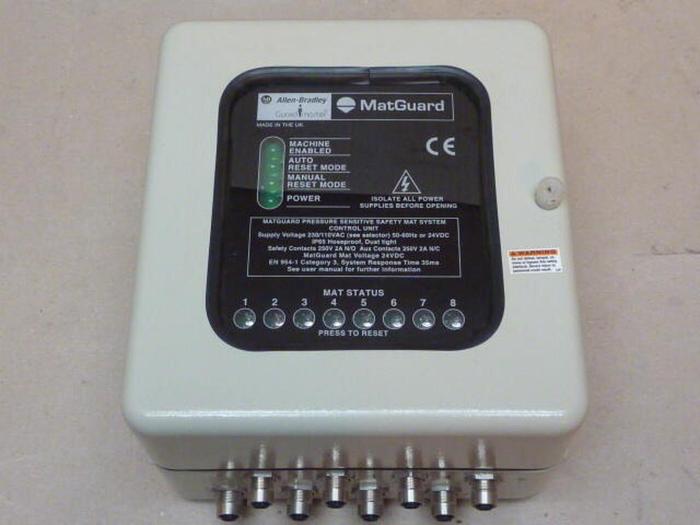 Used ALLEN BRADLEY Guardmaster Safety Control 440F-C28011 SER B #32806