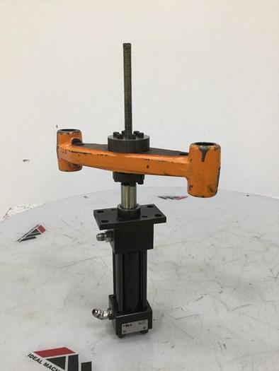 Used HYDRO LINE Ejector Cylinder W/ Butterfly NSF-1.5X3.16 #117161