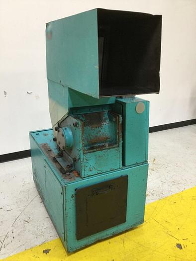Used CUMBERLAND 10 HP Grinders & Granulators 184 3KN Used
